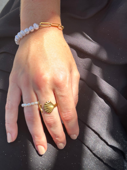 "Poppy Shirely" Pearl Ring