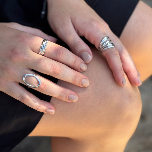 "Hydrolea" Adjustable Ring