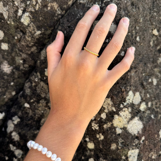 "Foxglove" Twisted Band Ring