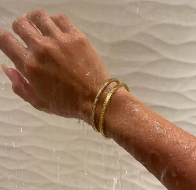 "Freesia" Bangle