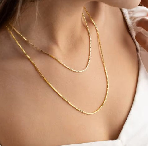 "Viola" Chains