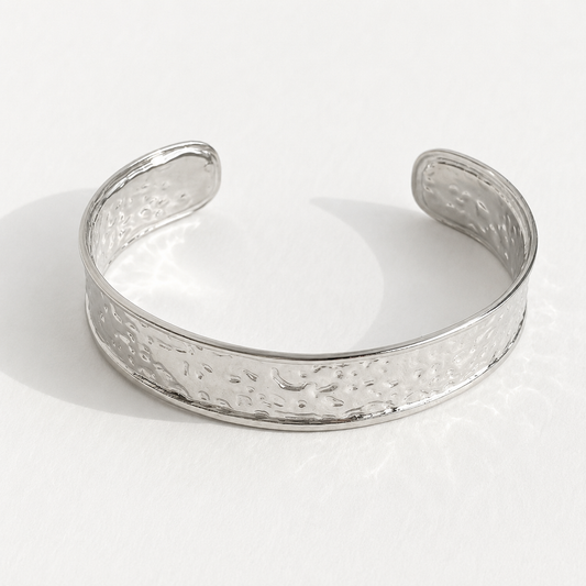 Waterproof hypoallergenic stainless steel cuff 