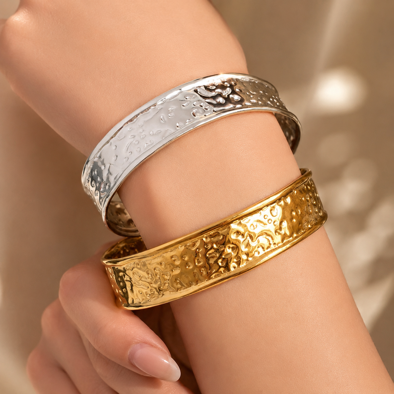 Waterproof hypoallergenic stainless steel cuff 