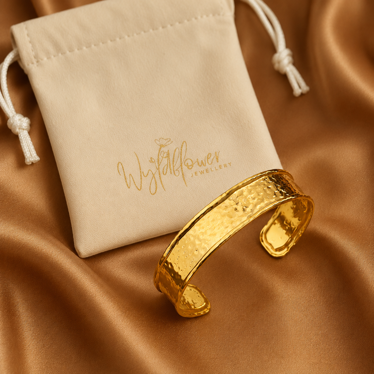 Waterproof hypoallergenic stainless steel cuff 