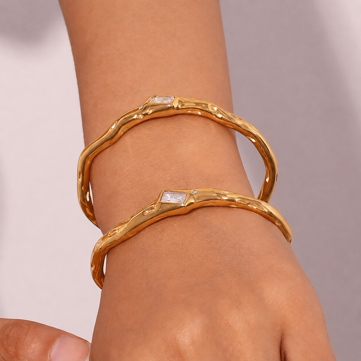 Gloriosa Cuff
