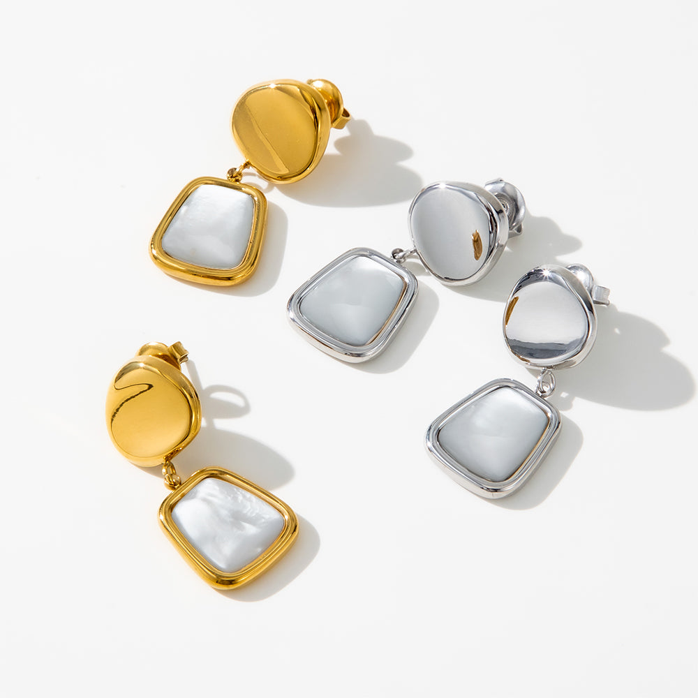 Gardenia Pendant Earrings