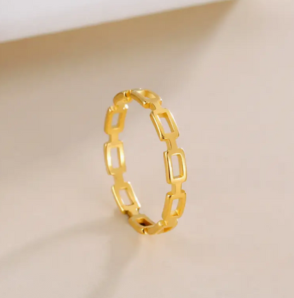 "Bellflower" Geometric Rings