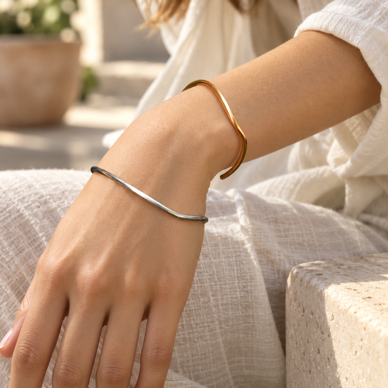 Arum Cuff