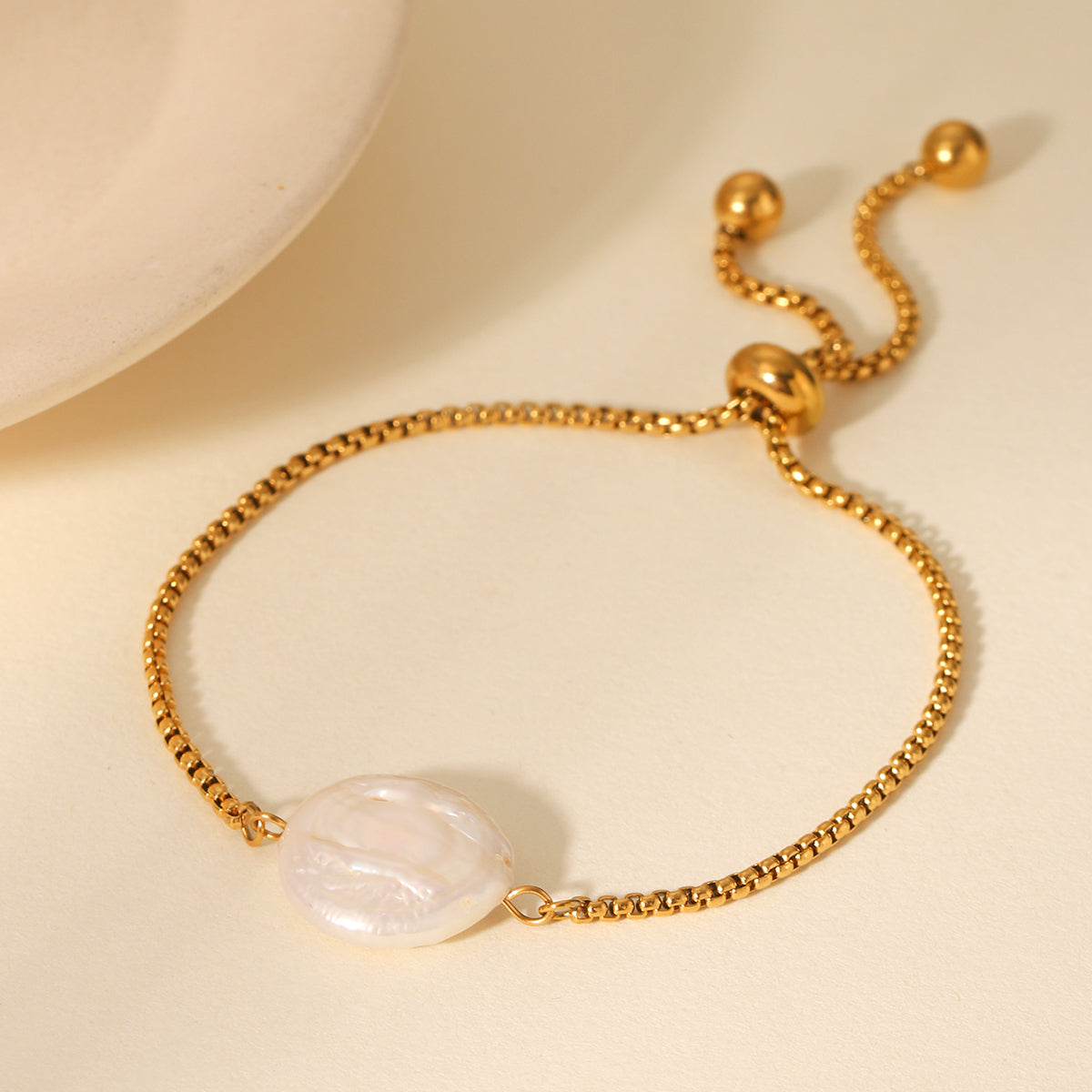 Gardenia Pearl Bracelet