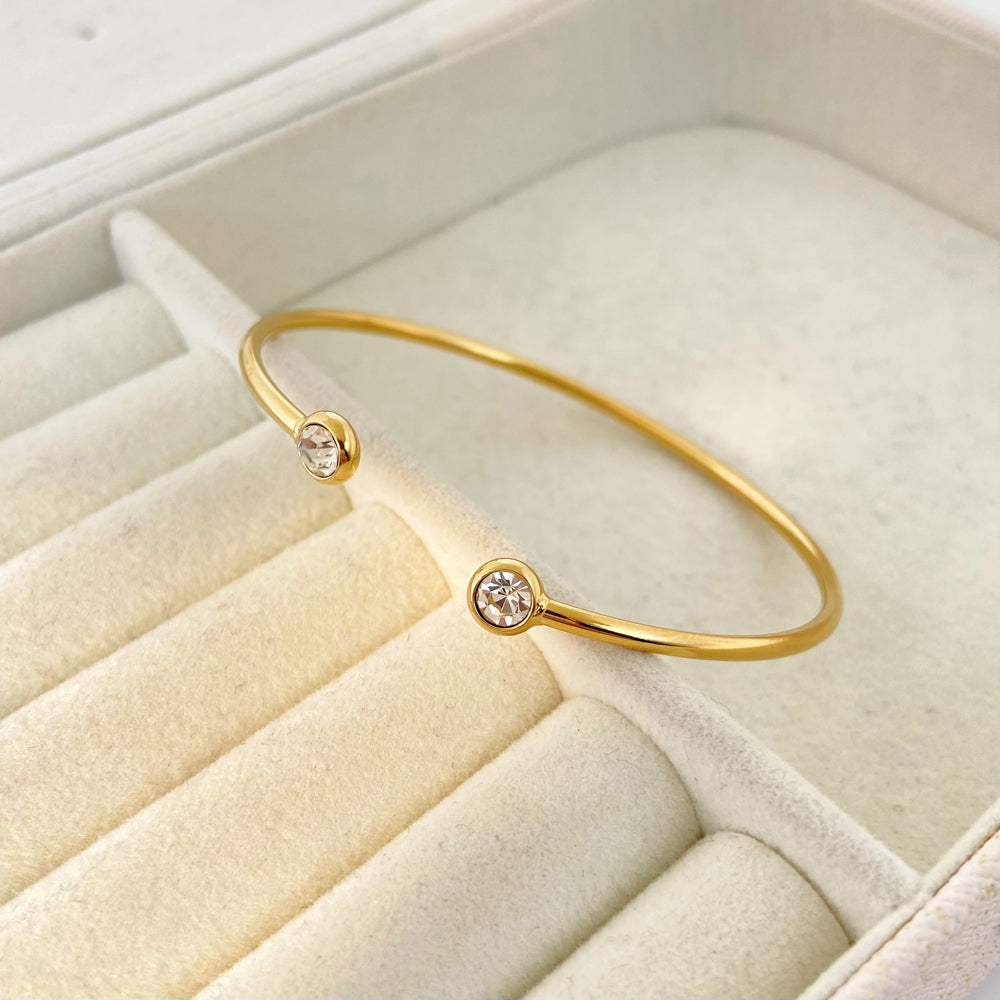 Waterproof hypoallergenic stainless steel cuff 