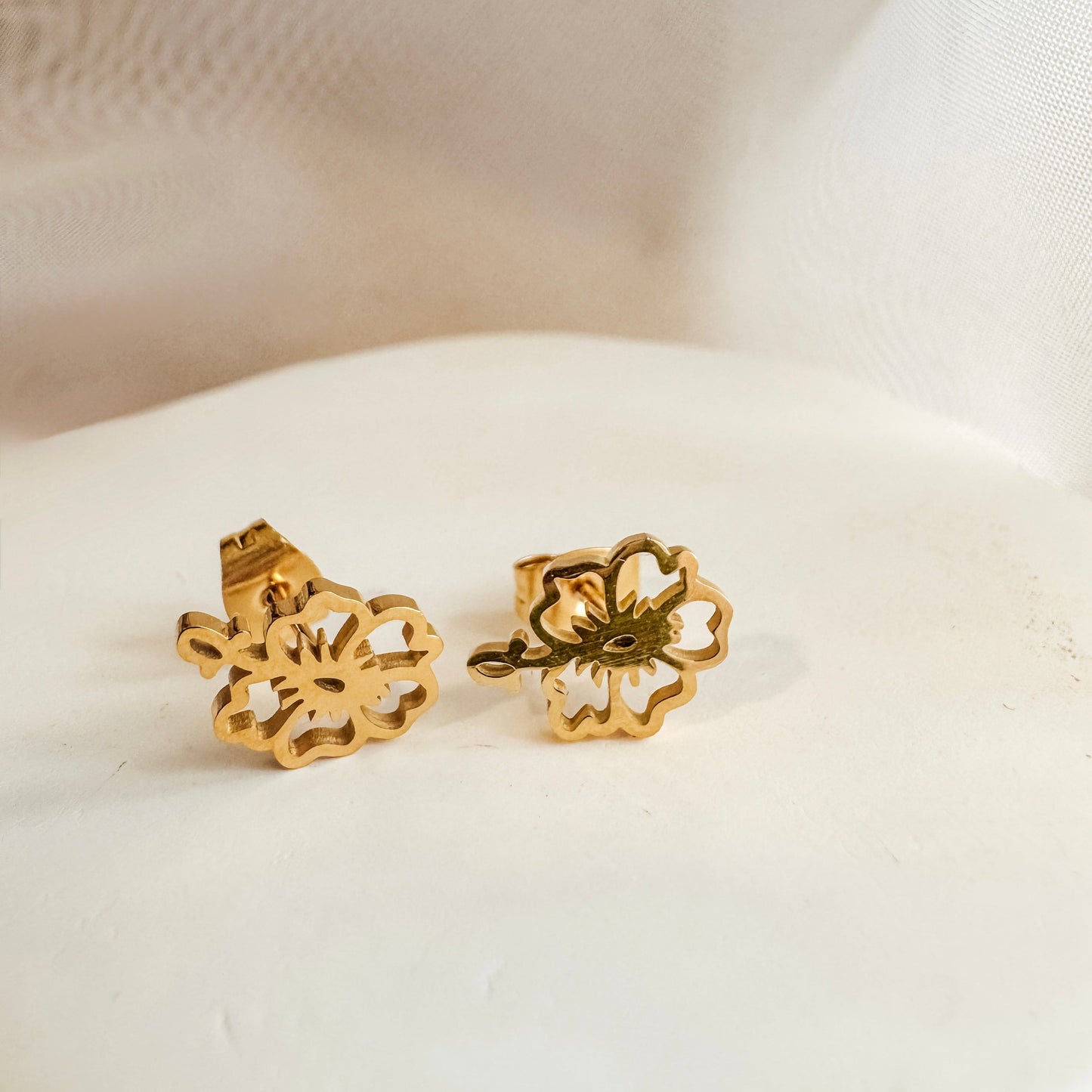 "Hibiscus" Stud Earrings