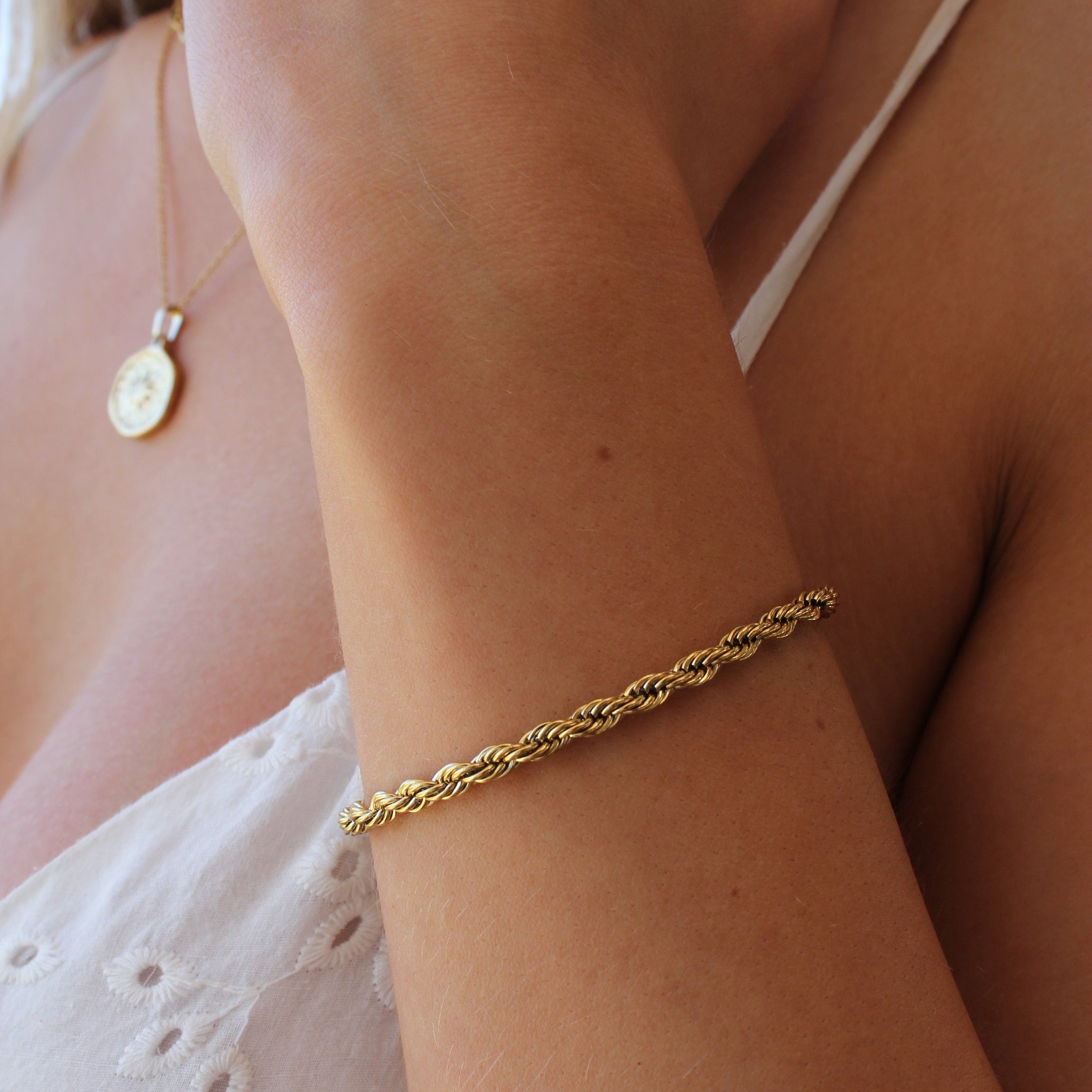 waterproof hypoallergenic stainless steel jewellery