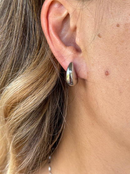 "Sweet Cecily" Waterdrop Studs