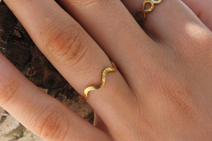 "Bachelor Buttons" Wave Rings