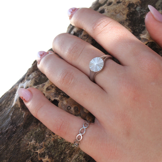 Waterproof hypoallergenic stainless steel jewellery