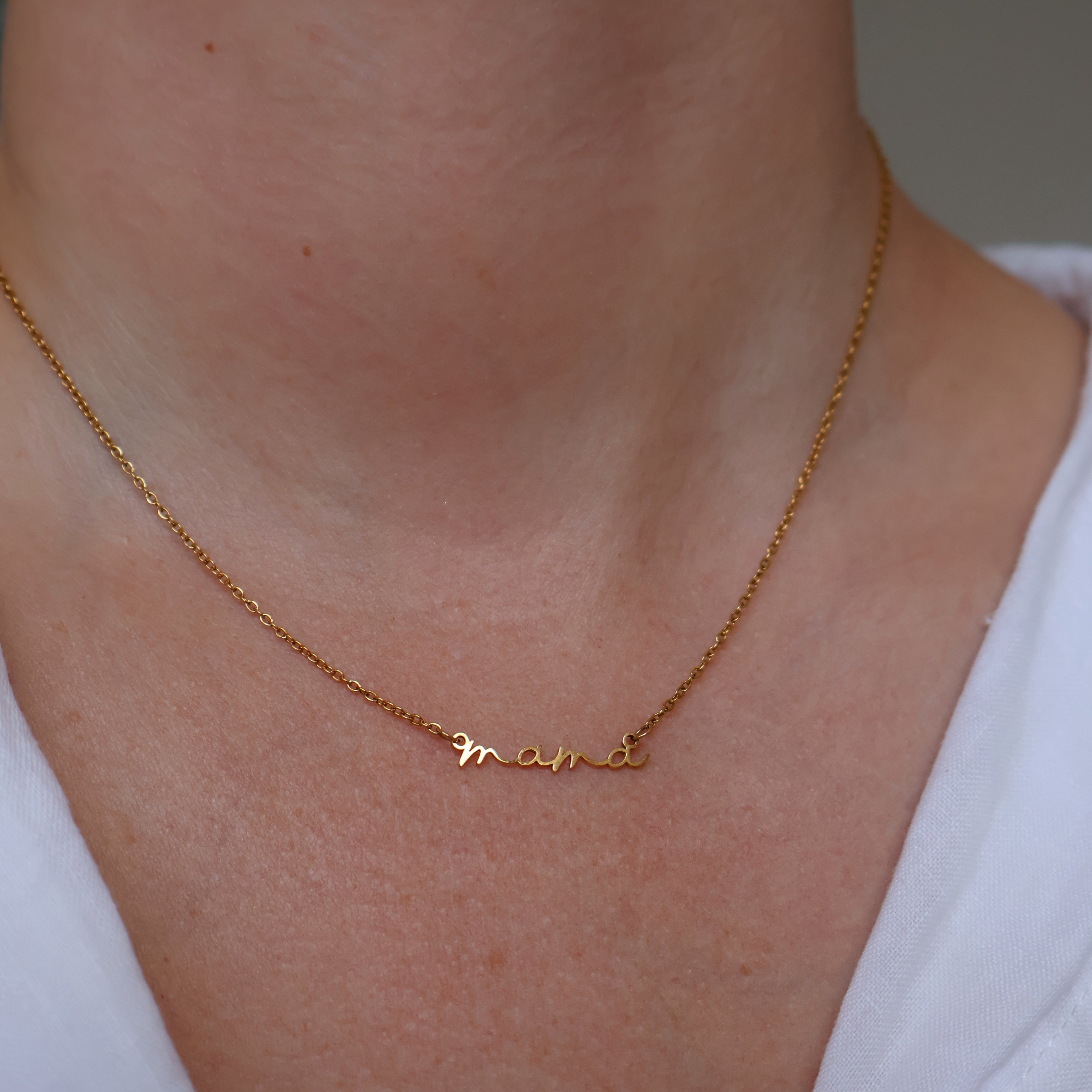 "Mama" Necklace