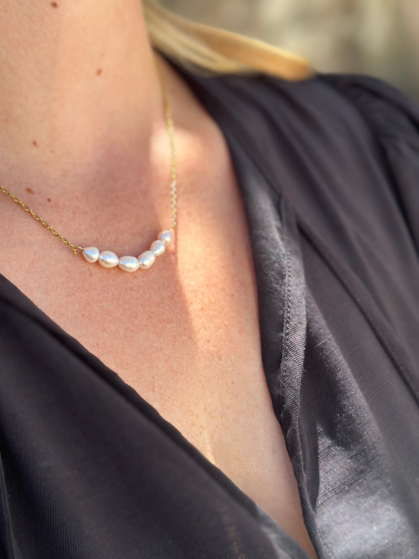"White Pearls" Pendant Necklace