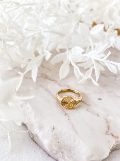 "Protea" Signet Ring