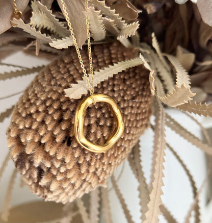 "Waratah" Hallow Necklace