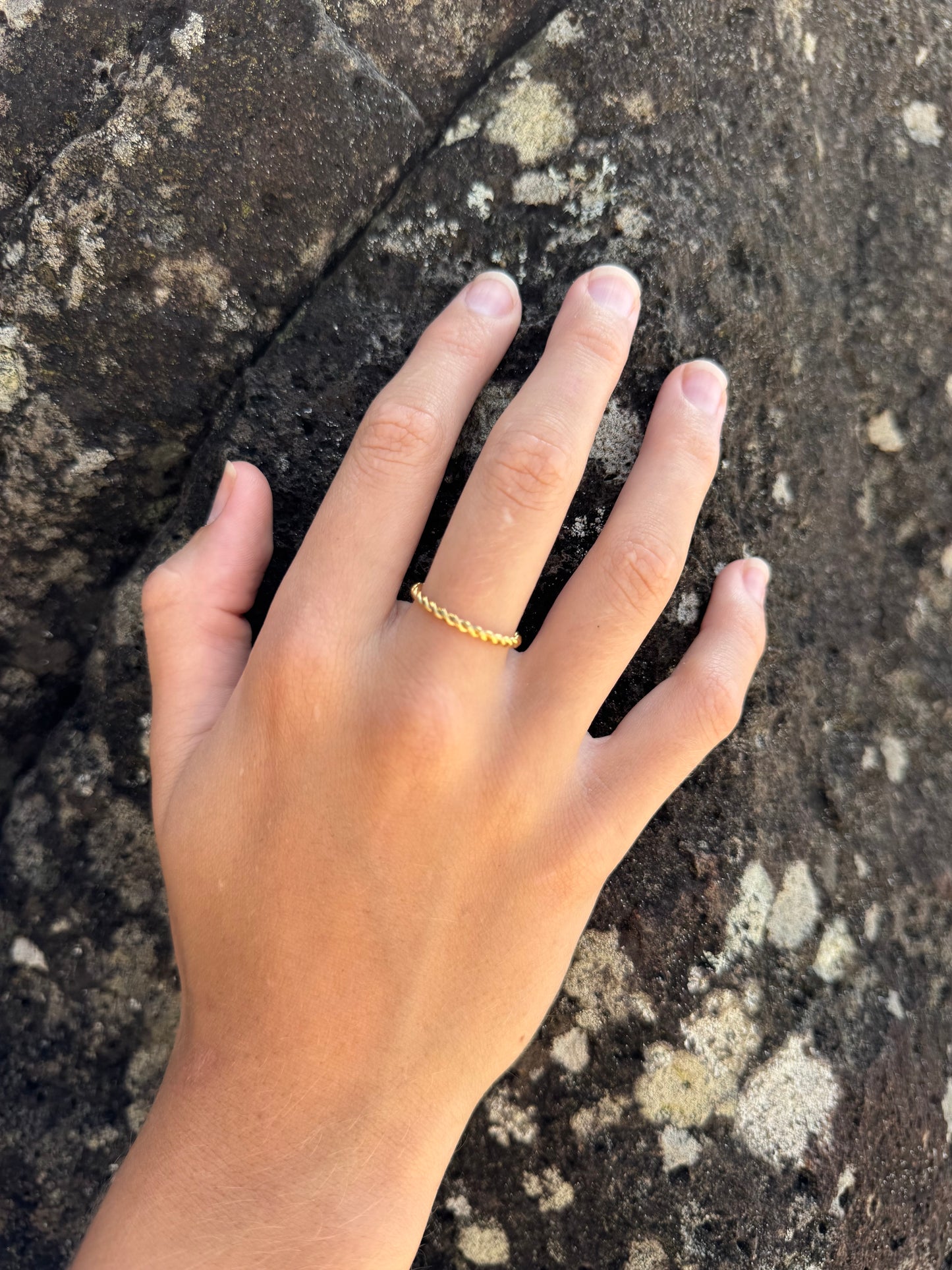 "Foxglove" Twisted Band Ring