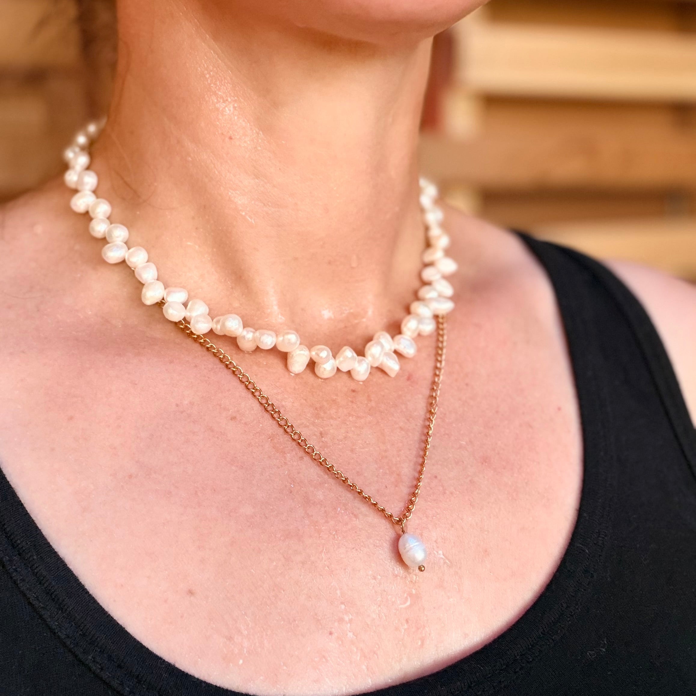 Waterproof hypoallergenic stainless steel pearl necklace 