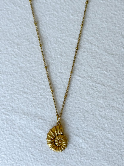 "Beach Aster" Necklace
