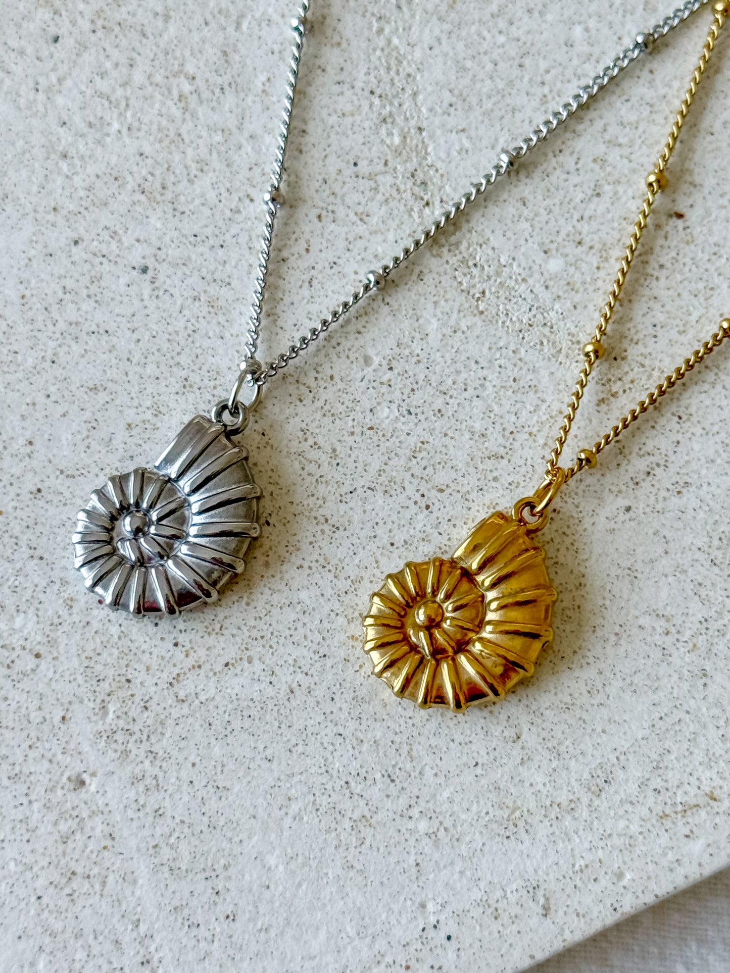 "Beach Aster" Necklace