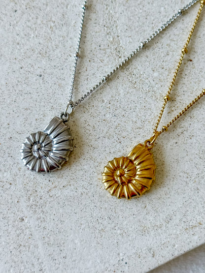 "Beach Aster" Necklace