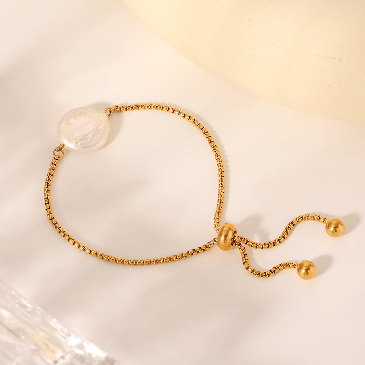 Gardenia Pearl Bracelet