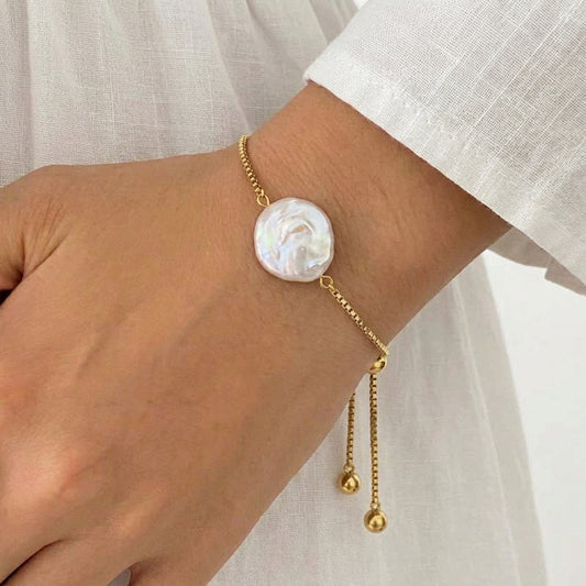 Gardenia Pearl Bracelet