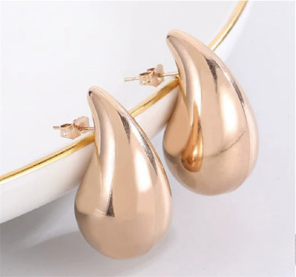 "Sweet Cecily" Waterdrop Studs