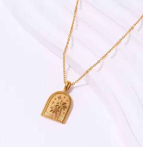 "Sweet Palm" Necklace