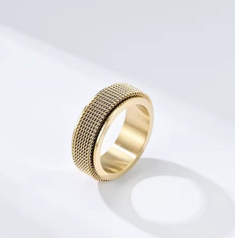 "Lupin" Fidget Ring