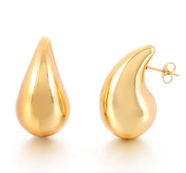 "Sweet Cecily" Waterdrop Studs