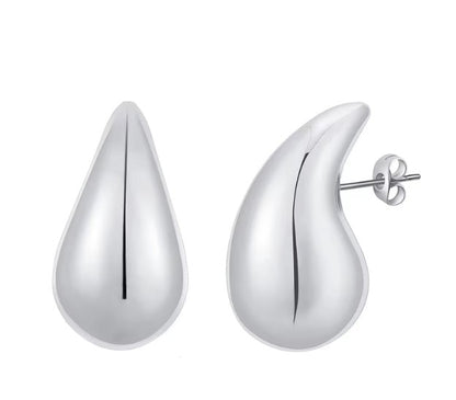 "Sweet Cecily" Waterdrop Studs