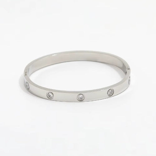 Waterproof hypoallergenic bangle 