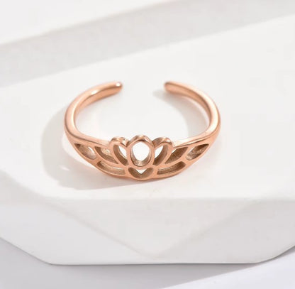"Lotus" Toe Ring