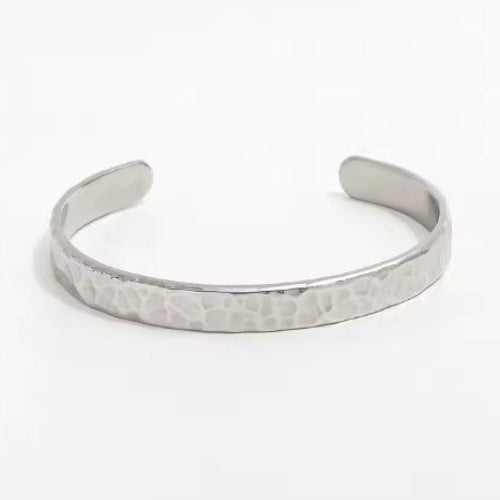 Waterproof hypoallergenic cuff 